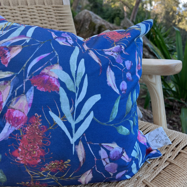 australiana design cushion cover filled with feathers